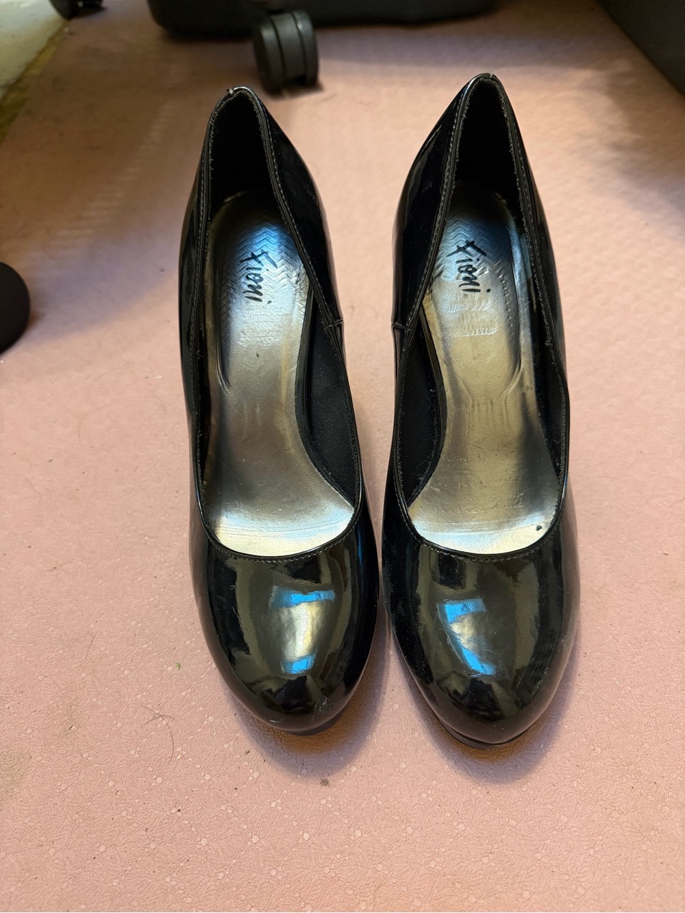 Black Patent Pump Heels - Women's Classic Work Shoes